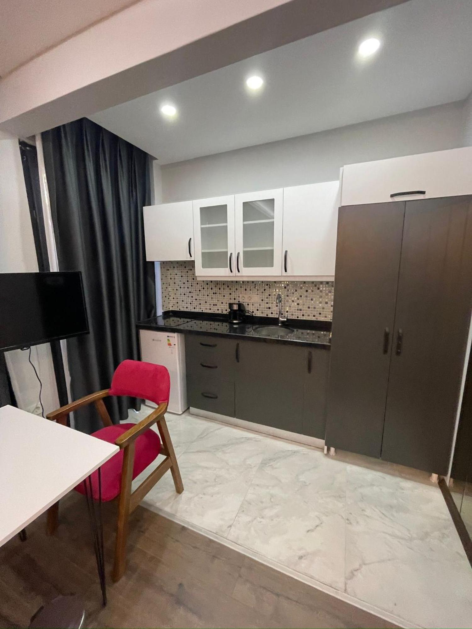 Fabesco Suite Istanbul Exterior photo