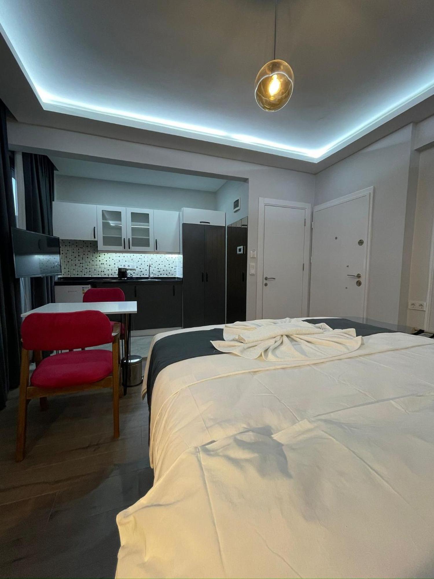 Fabesco Suite Istanbul Exterior photo