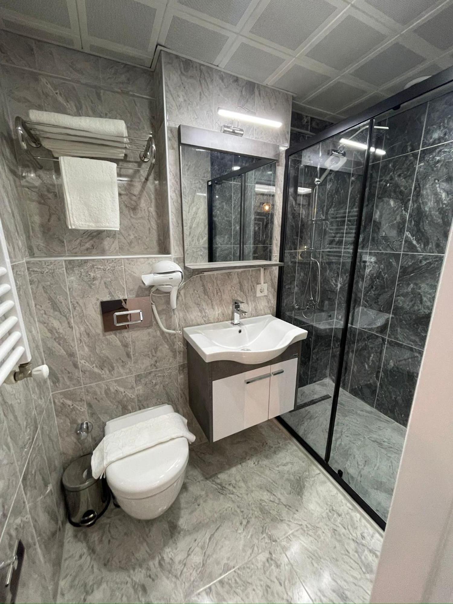 Fabesco Suite Istanbul Exterior photo