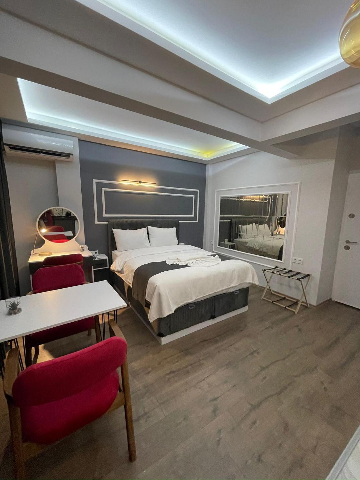 Fabesco Suite Istanbul Exterior photo