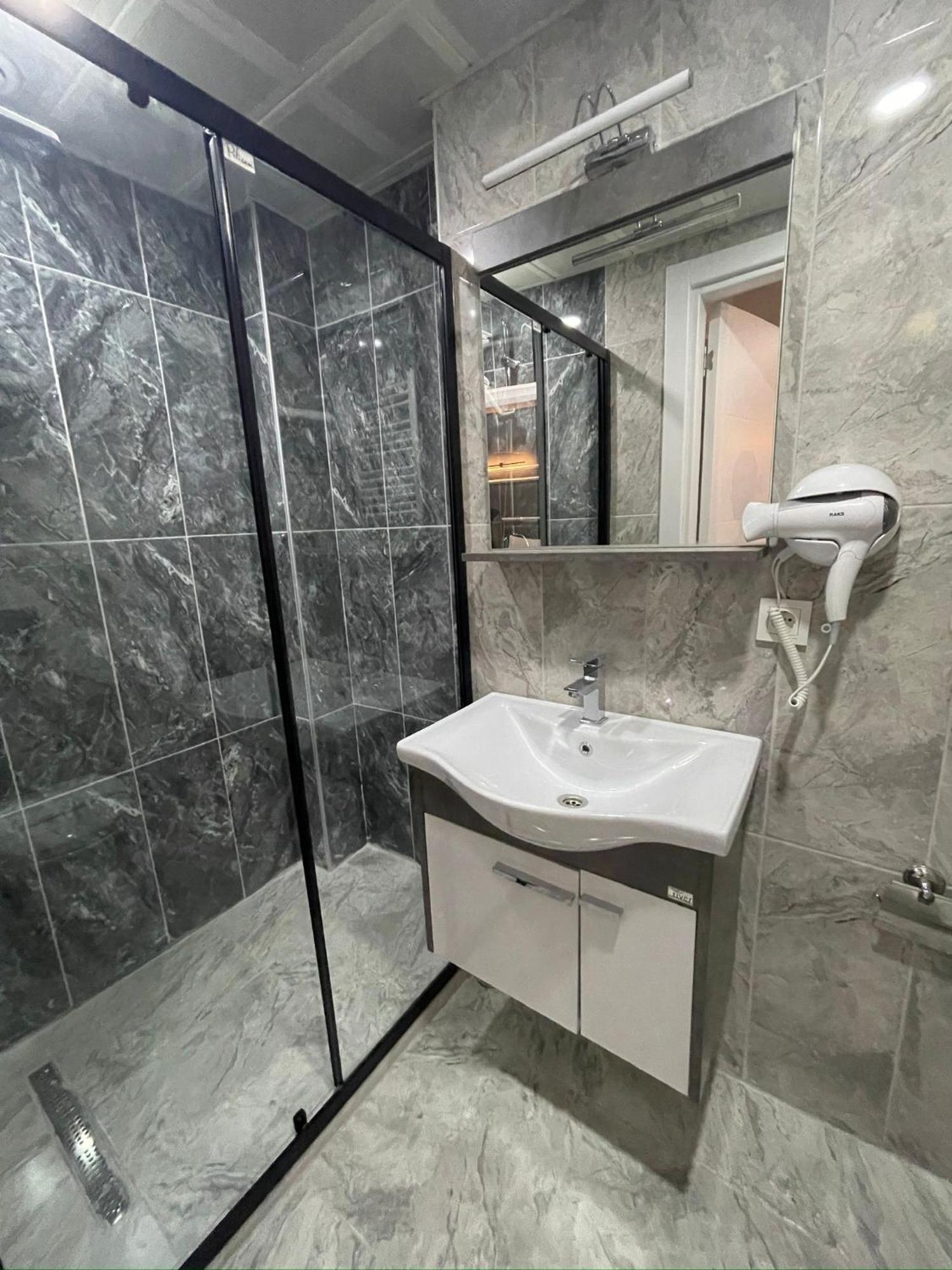 Fabesco Suite Istanbul Exterior photo