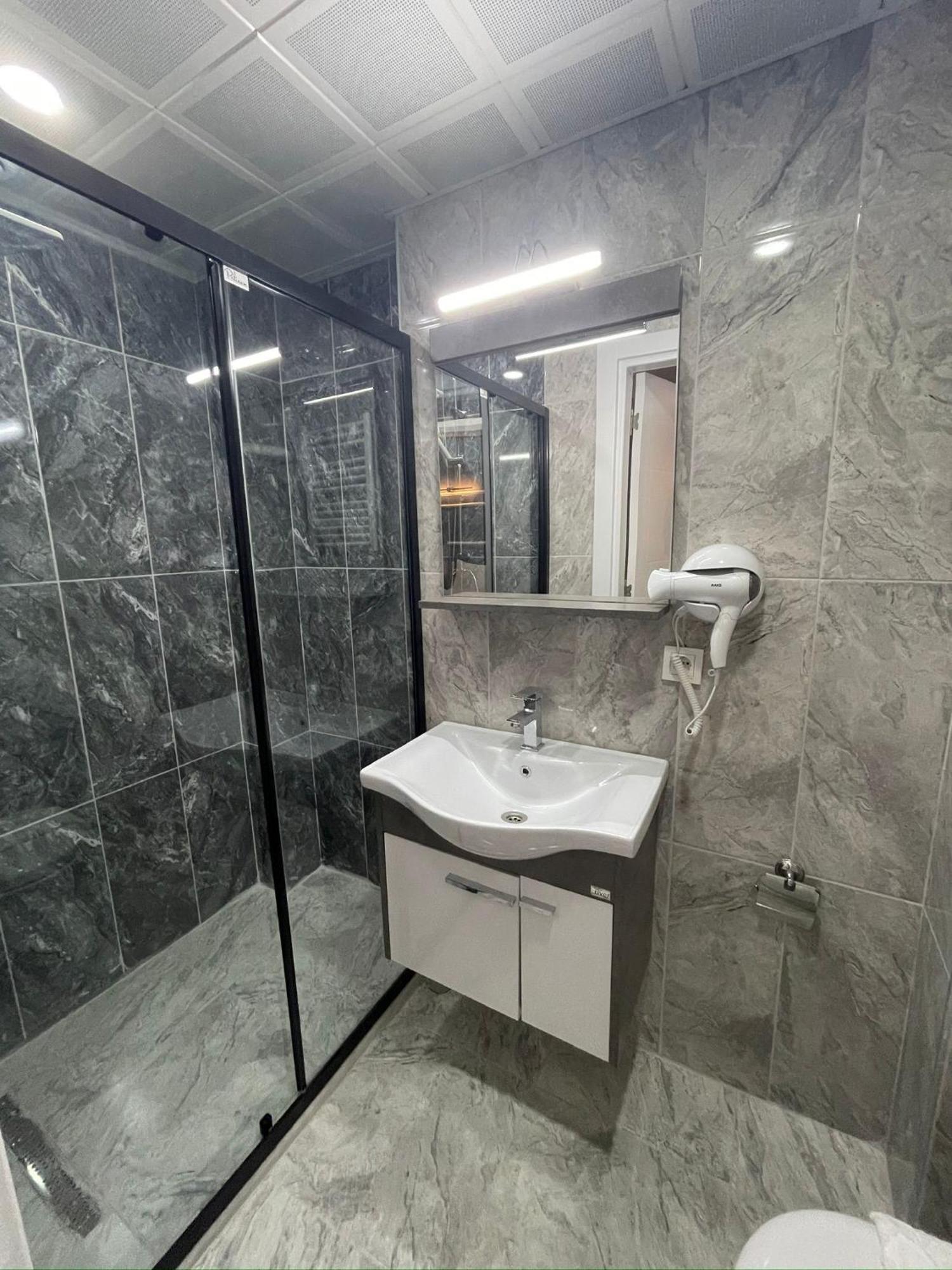 Fabesco Suite Istanbul Exterior photo