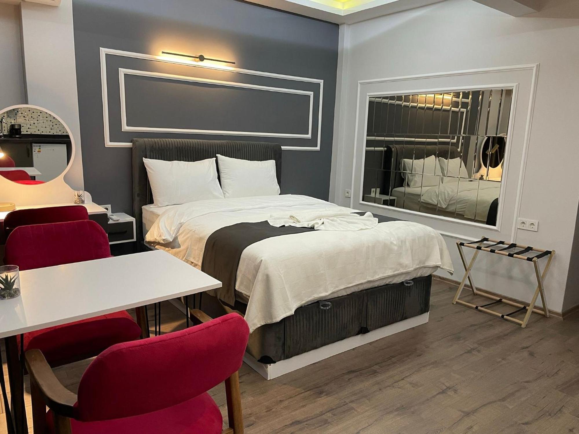 Fabesco Suite Istanbul Exterior photo